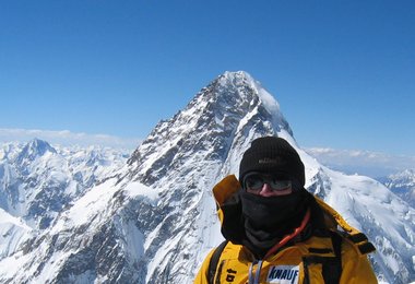 Christian Stang vor dem K2