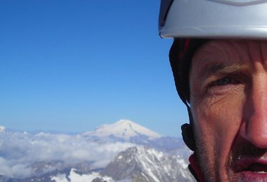 Bereits geschafft: Christian am Dyck Tau 5.224m – Gipfel, wo bist du