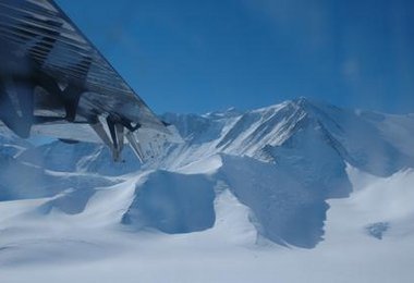 Im Anflug auf den Mount Vinson, Foto: Gerhard Osterbauer