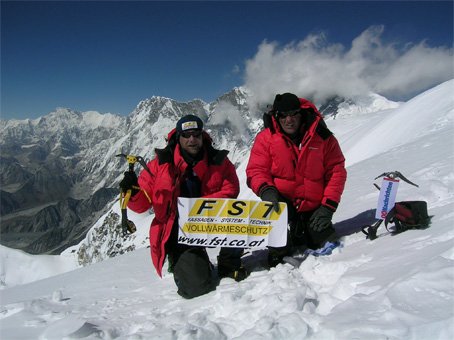 Gerhard Pilz und Wolfgang Kölblinger auf dem Baruntse 7168 m