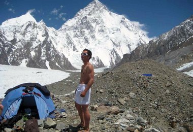 Basti im BC, im Hintergrund der K2