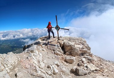 Mit wenig Gepäck auf dem Gipfel der Civetta in den Dolomiten