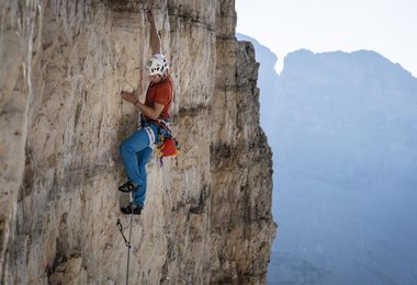 Das Nachwuchsförderprogramm der Naturfreunde Österreich und der Naturfreundejugend bietet jungen Alpinist*innen die Möglichkeit, mehr aus ihrer Leidenschaft für die Berge herauszuholen.