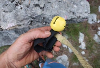 Die kleine Bärenglocke Coghlans Magnetic Bear Bell