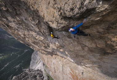 David Lama in Safety Discussion © ASP Red Bull - F.Klingler