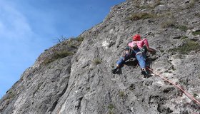 Die zweite Seillänge der Route Rampensau an der Geierwand