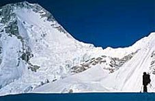 Erstbesteiger des Gasherbrum 1 (8.068 m) verstorben